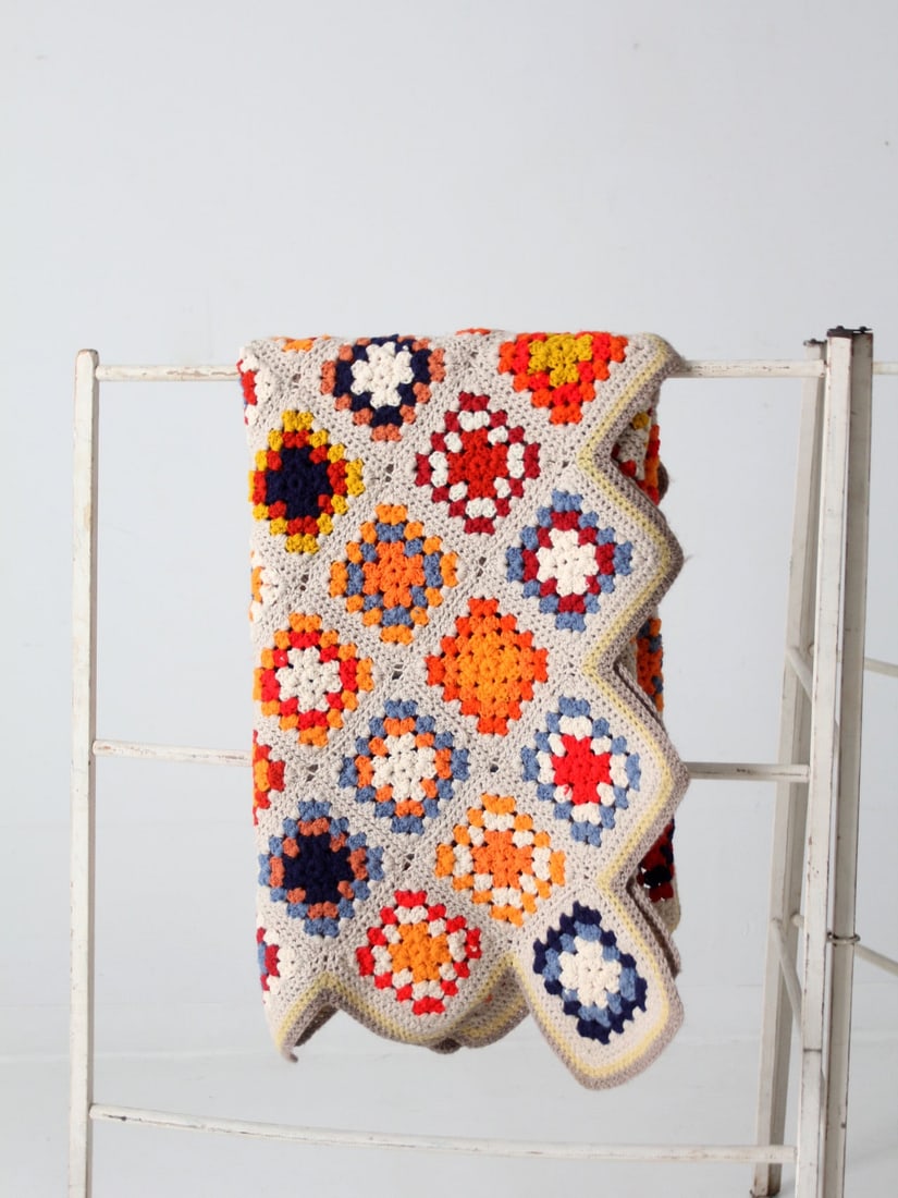 Vintage 1970s Crochet Granny Square Afghan Quilt 68.5 x 54 (1 of 10)