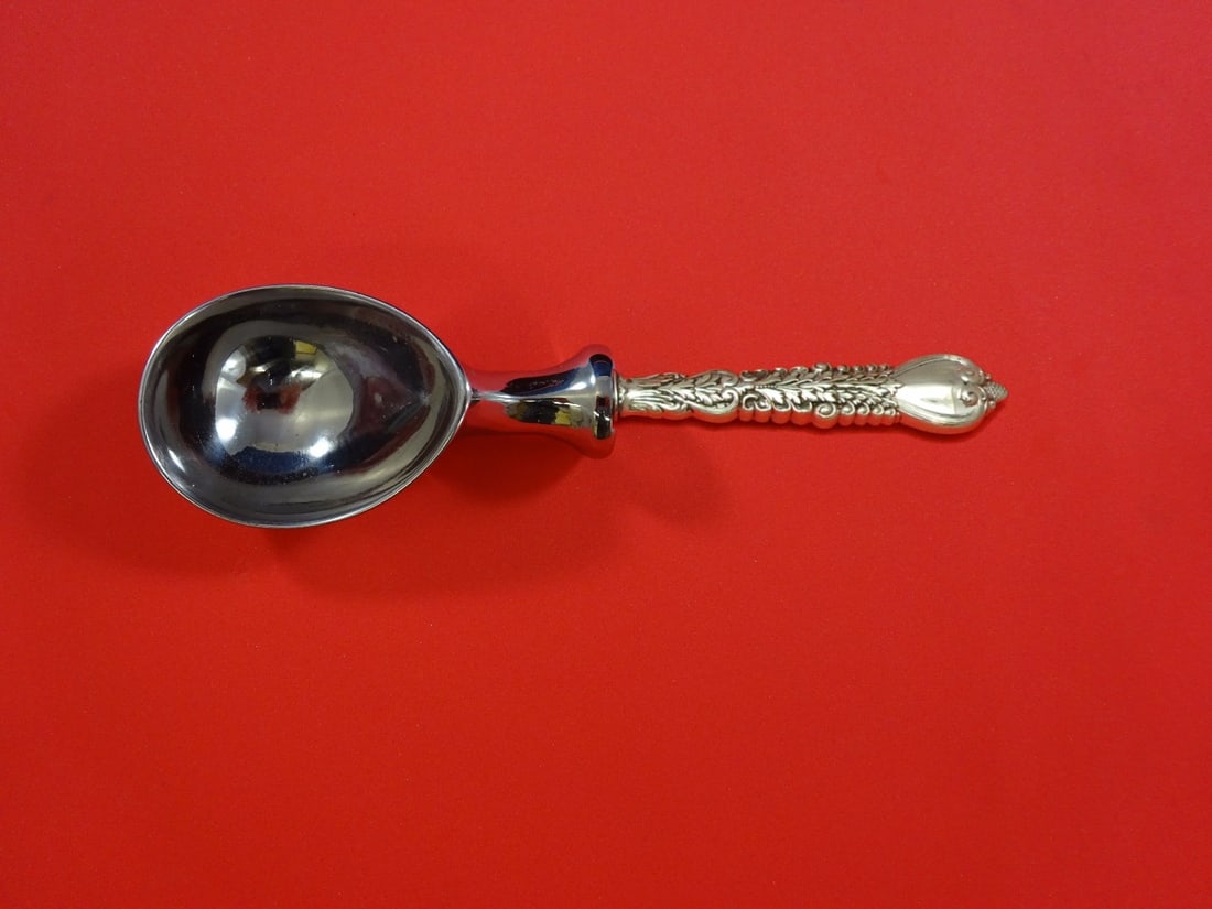 Tiffany & Co. Florentine Sterling Silver Ice Cream Scoop Custom Made 7": Tiffany & Co. Florentine Sterling Silver Ice Cream Scoop Custom Made 7" Indulge in luxury with this Florentine by Tiffany & Co. Sterling Silver Ice Cream Scoop. Custom made and featuring a hollow hand