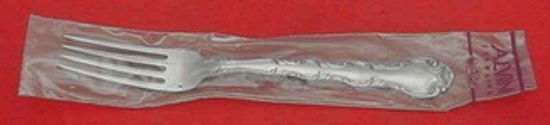 Alvin French Scroll Sterling Silver Dinner Fork 7 7/8" Unused: Alvin French Scroll Sterling Silver Dinner Fork 7 7/8" Unused This exquisite dinner fork, part of the French Scroll pattern by Alvin, is crafted from high-quality sterling silver. Measuring 7 7/8 inch