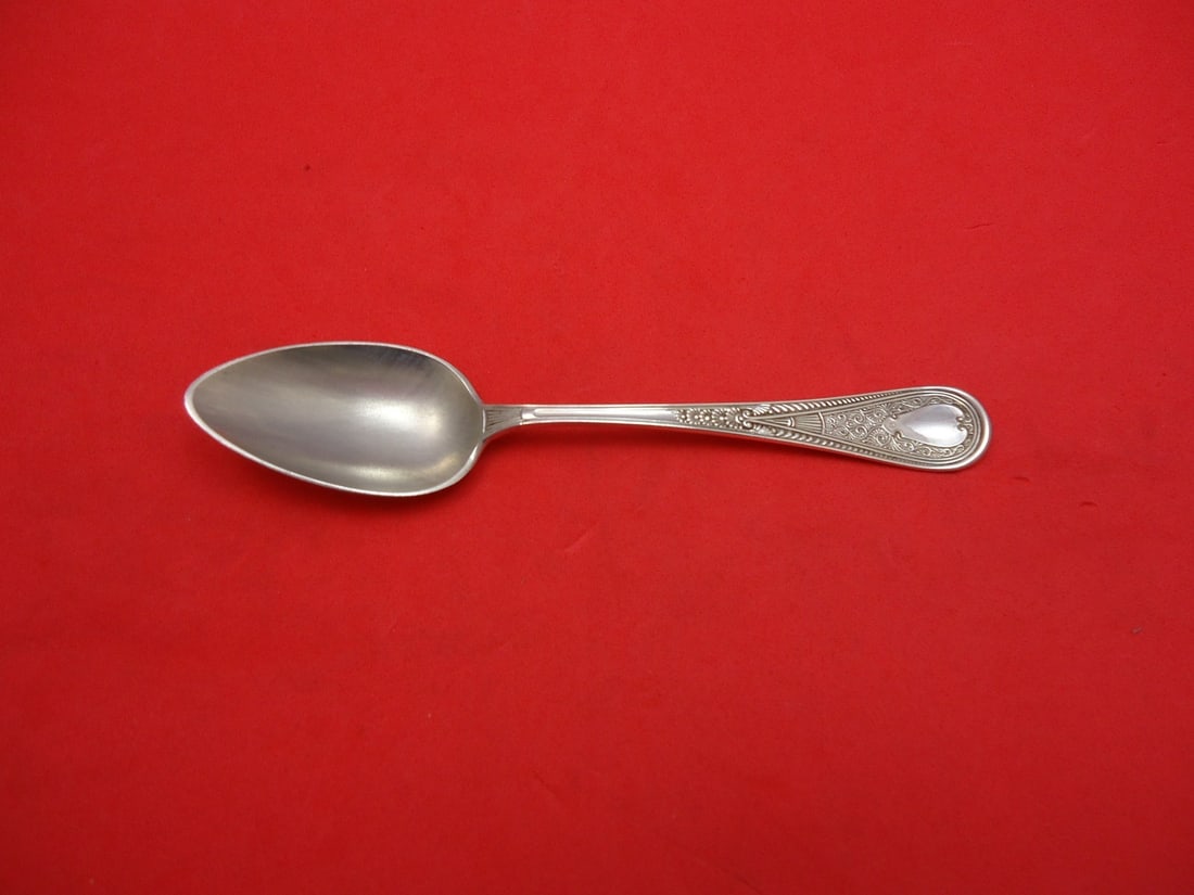 Gorham Hindostanee Sterling Silver 4 7/8 Inch Spoon Frosted Bowl: Gorham Hindostanee Sterling Silver 4 7/8 Inch Spoon Frosted Bowl This Hindostanee by Gorham spoon features a frosted bowl and measures 4 7/8 inches in length. Crafted from high-quality sterling silver