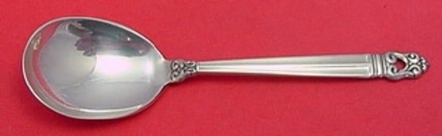 International Sterling Royal Danish Egg Spoon 4.25 inch: International Sterling Royal Danish Egg Spoon 4.25 inch This exquisite egg spoon features the Royal Danish pattern by International Sterling, renowned for its timeless elegance. Crafted from high-qual