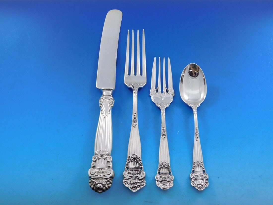 Towle Georgian Sterling Silver 4-Piece Dinner Place Setting: Towle Georgian Sterling Silver 4-Piece Dinner Place Setting Enhance your dining experience with this exquisite 4-piece dinner size place setting from the Georgian pattern by Towle. Made from high-qual