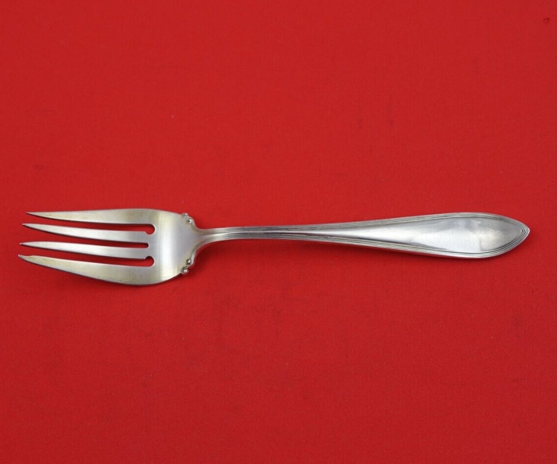 Frank Smith Pilgrim Sterling Silver Salad Fork 6 1/8" Heirloom: Frank Smith Pilgrim Sterling Silver Salad Fork 6 1/8" Heirloom This exquisite salad fork is part of the Pilgrim pattern by Frank Smith, crafted from high-quality sterling silver. Measuring 6 1/8 inche