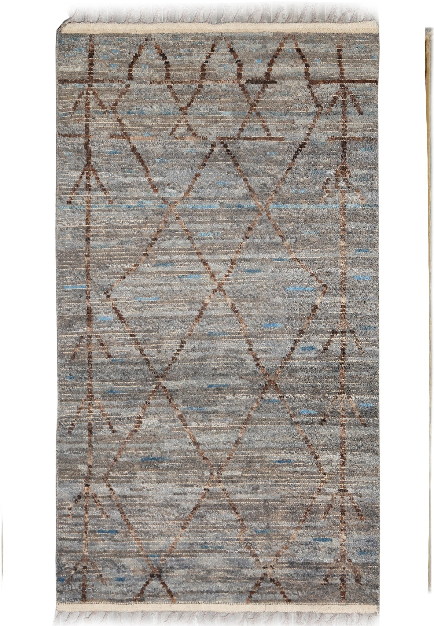 Handmade Wool Gray Moroccan Contemporary Rug 4 x 7 Geometric Design: Handmade Wool Gray Moroccan Contemporary Rug 4 x 7 Geometric Design Free continental US Shipping This handmade wool rug features a contemporary Moroccan-inspired design with geometric patterns and sub