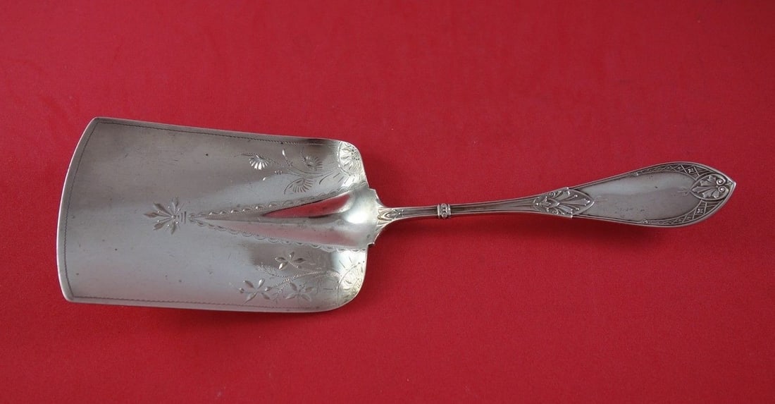 Knowles Crescent Sterling Silver Bright-Cut Waffle Server 8.5" (1 of 2)