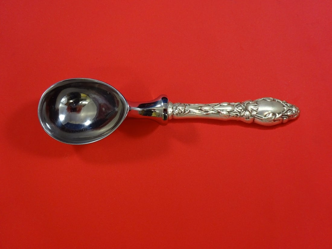 Gorham Virginiana Sterling Silver Ice Cream Scoop Custom Made 7 Inch: Gorham Virginiana Sterling Silver Ice Cream Scoop Custom Made 7 Inch Introducing the exquisite Virginiana Ice Cream Scoop by Gorham, expertly crafted from sterling silver with a stainless steel implem