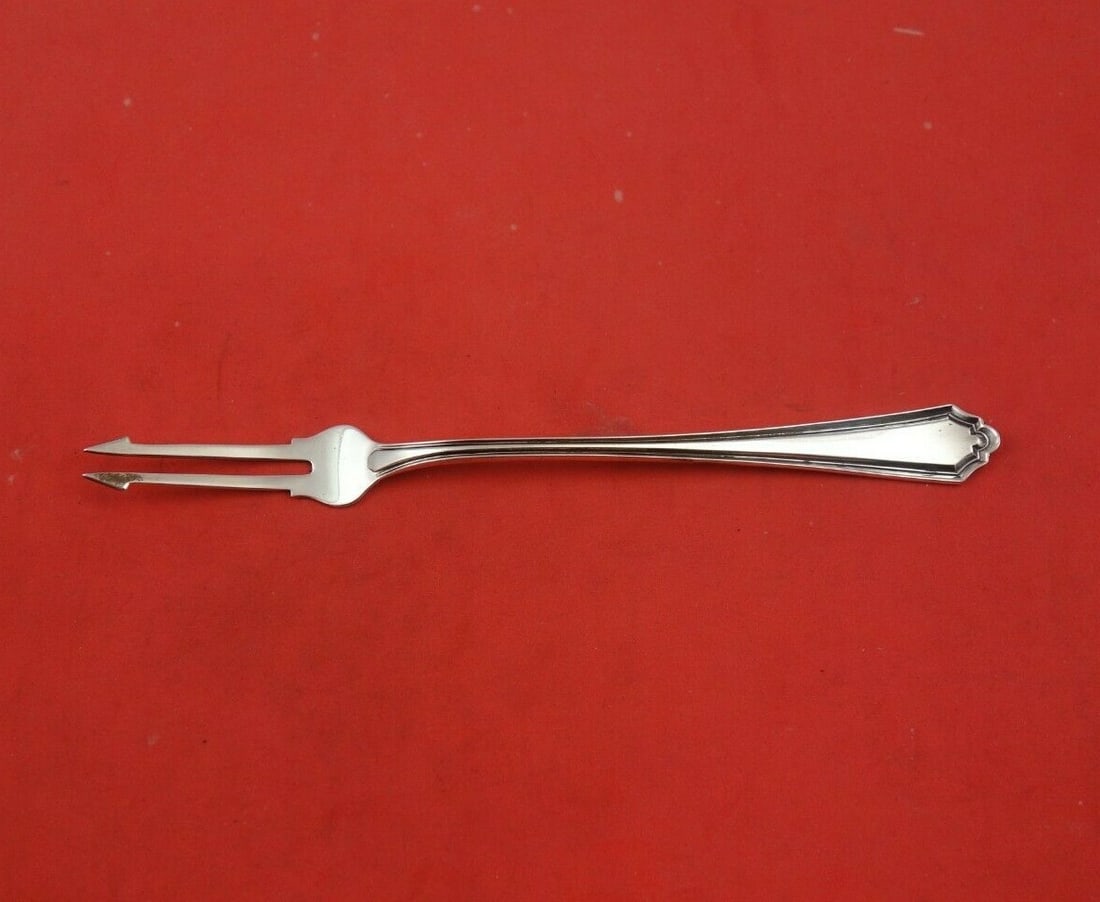 Alvin Hamilton Sterling Silver 2-Tine Pickle Fork 6.5 Inch Serving Piece: Alvin Hamilton Sterling Silver 2-Tine Pickle Fork 6.5 Inch Serving Piece This exquisite serving fork is a Hamilton pattern piece by Alvin, crafted from high-quality sterling silver. Measuring 6 1/2 in