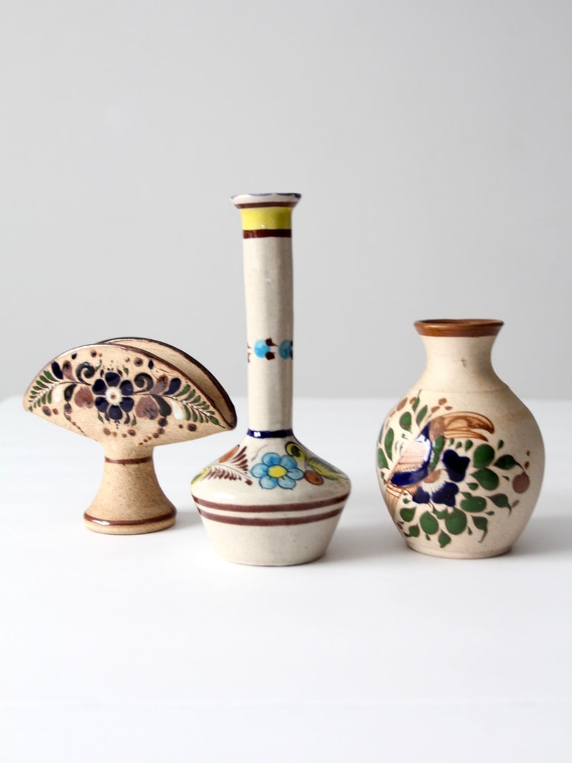 Vintage Tonala Pottery Collection of 3 Pieces with Floral Design Set Of 3 (1 of 16)