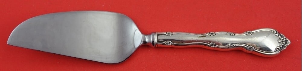 Gorham Rose Tiara Sterling Silver Cheese Server 7.25 inches: Gorham Rose Tiara Sterling Silver Cheese Server 7.25 inches This exquisite cheese server is part of the Rose Tiara pattern by Gorham, crafted from high-quality sterling silver. Featuring a hollow hand