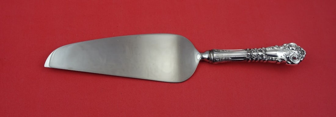 Reed and Barton French Renaissance Sterling Silver Pie Server 10 1/4" Unused: Reed and Barton French Renaissance Sterling Silver Pie Server 10 1/4" Unused Presenting the exquisite French Renaissance pie server by Reed and Barton, crafted from sterling silver. This stunning cake