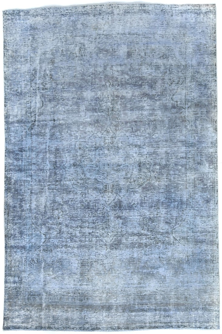 Hand-Knotted Wool Area Rug 6'4 x 9'7 Floral Pattern Vintage Western Asia: Hand-Knotted Wool Area Rug 6'4 x 9'7 Floral Pattern Vintage Western Asia This hand-knotted antique Oriental rug features a muted floral design in shades of blue-gray and charcoal. Crafted from wool in