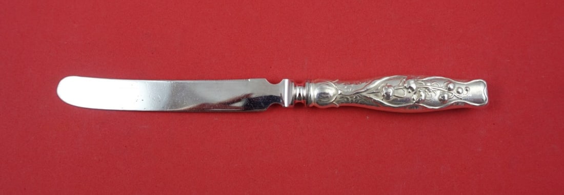 Sterling Citrus Knife with Lily of the Valley Pattern by Whiting 7 1/2 Inch: Sterling Citrus Knife with Lily of the Valley Pattern by Whiting 7 1/2 Inch This is a sterling silver citrus knife from Whiting in the Lily of the Valley pattern, dating from 1850-1899. The knife feat