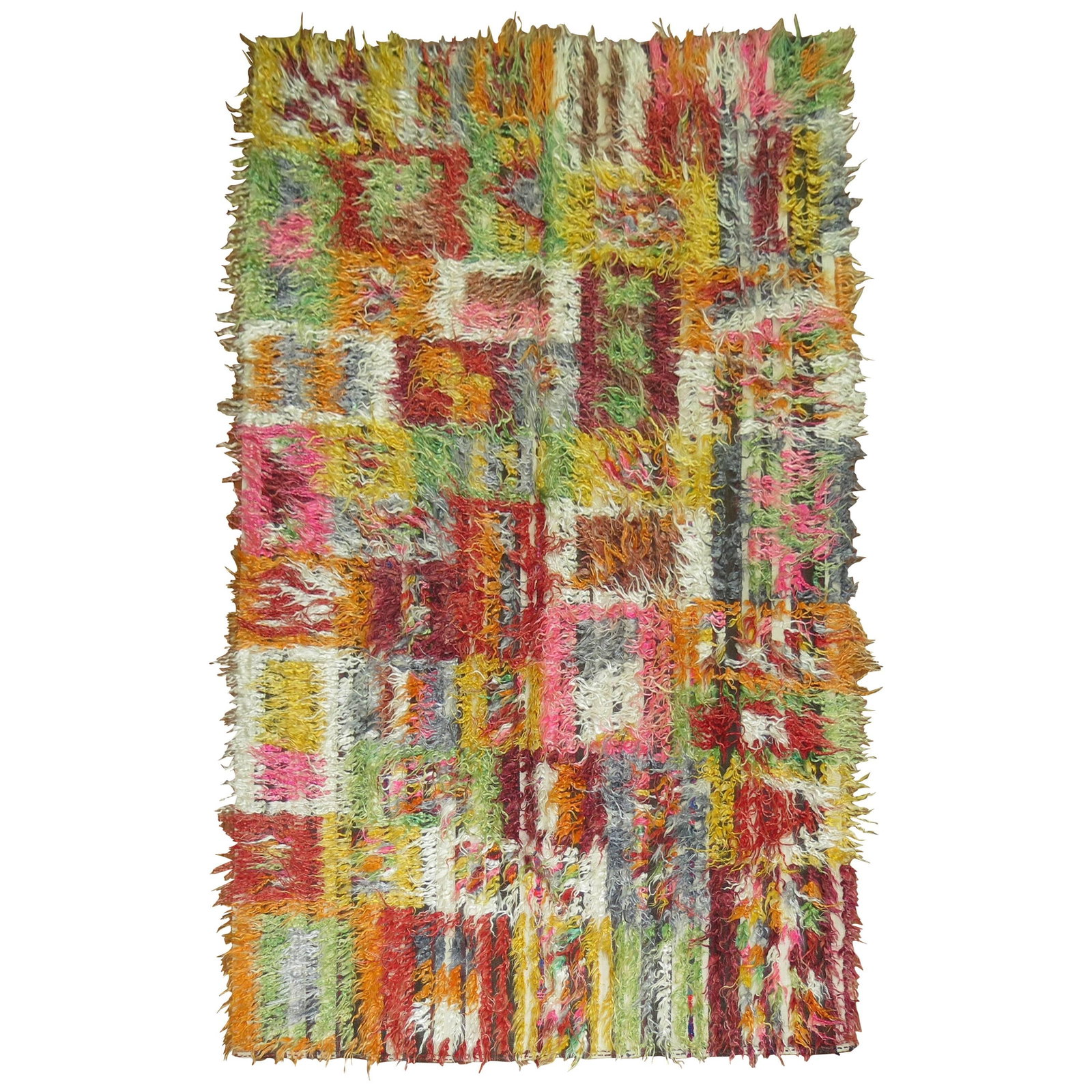 Bohemian Vintage Turkish Filiki Shag Rug Hand-Woven Goat Hair 71 x 114: Bohemian Vintage Turkish Filiki Shag Rug Hand-Woven Goat Hair 71 x 114 Experience the charm of the Zabihi Collection with this Wild Vintage Turkish Filiki Shag Rug. Measuring 71 inches in width and 11