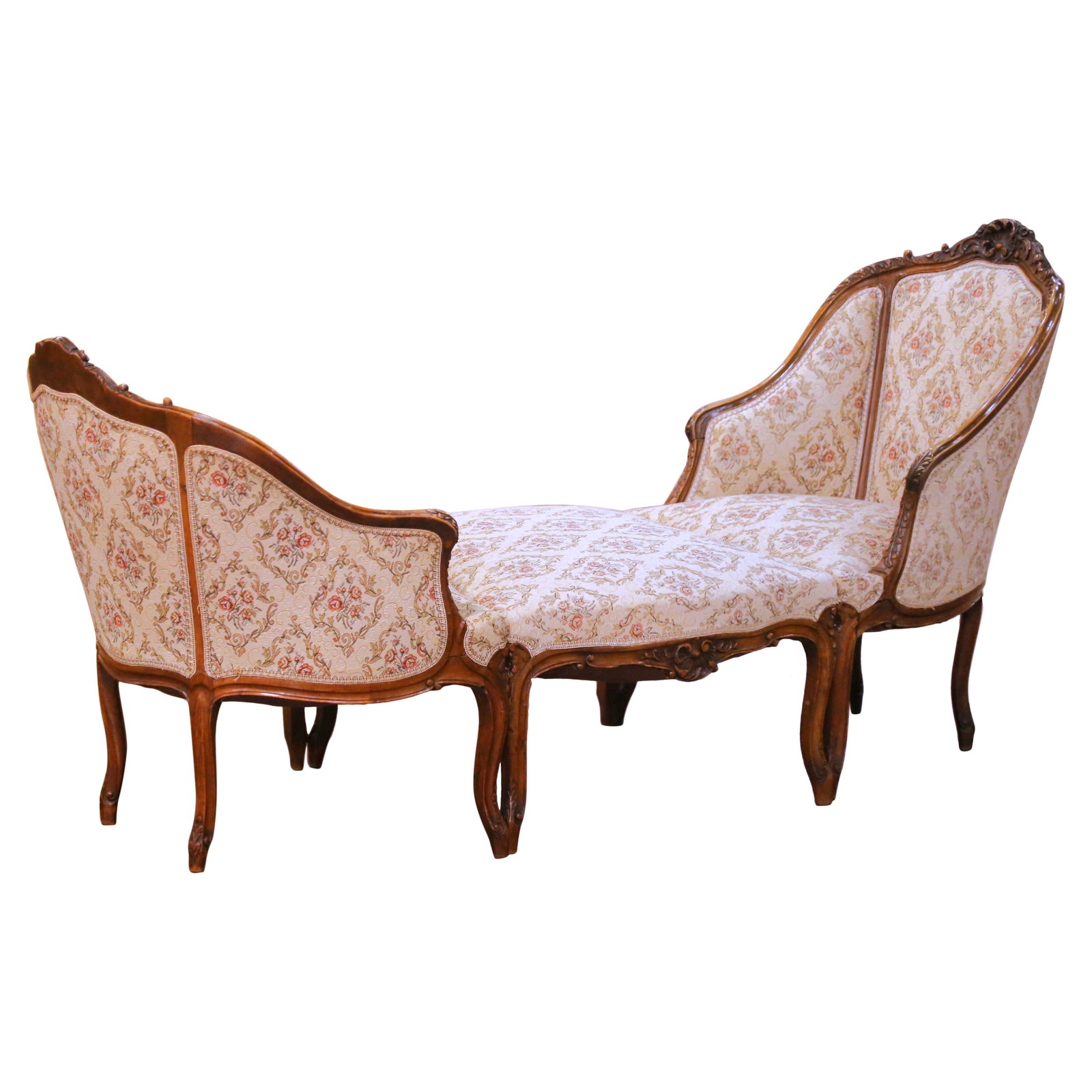 Set of Three French Walnut Louis XV Duchesse Brisee Chaise Longue Circa 1880: Set of Three French Walnut Louis XV Duchesse Brisee Chaise Longue Circa 1880 This late 19th century French Louis XV Duchesse Brisee chaise longue set, crafted in Provence around 1880, exemplifies refi