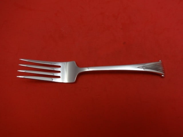 Tuttle Onslow Sterling Silver 4-Tine Salad Fork 6.25 Inch: Tuttle Onslow Sterling Silver 4-Tine Salad Fork 6.25 Inch Enhance your dining experience with this exquisite Onslow salad fork by Tuttle. Crafted from high-quality sterling silver, this 4-tine fork me
