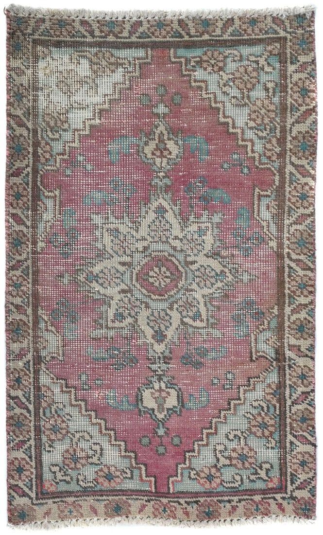 Vintage Hand-Knotted Wool Oriental Rug Floral Design 1'7 x 2'6: Vintage Hand-Knotted Wool Oriental Rug Floral Design 1'7 x 2'6 Enhance your living space with this Semi-Antique Hand-Knotted Oriental Rug, showcasing a muted floral design in a harmonious blend of col