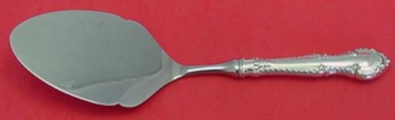 Gorham English Gadroon Sterling Silver Pastry Server 10 inch: Gorham English Gadroon Sterling Silver Pastry Server 10 inch Presenting the English Gadroon Pastry Server by Gorham, a stunning piece crafted from sterling silver with a hollow handle and a durable st