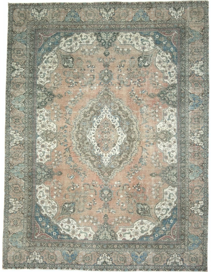 Vintage Hand-Knotted Floral Wool Rug 10'4 x 13'6 Distressed Muted Colors: Vintage Hand-Knotted Floral Wool Rug 10'4 x 13'6 Distressed Muted Colors Experience the timeless elegance of this antique distressed Oriental rug, featuring a stunning floral design in muted shades of