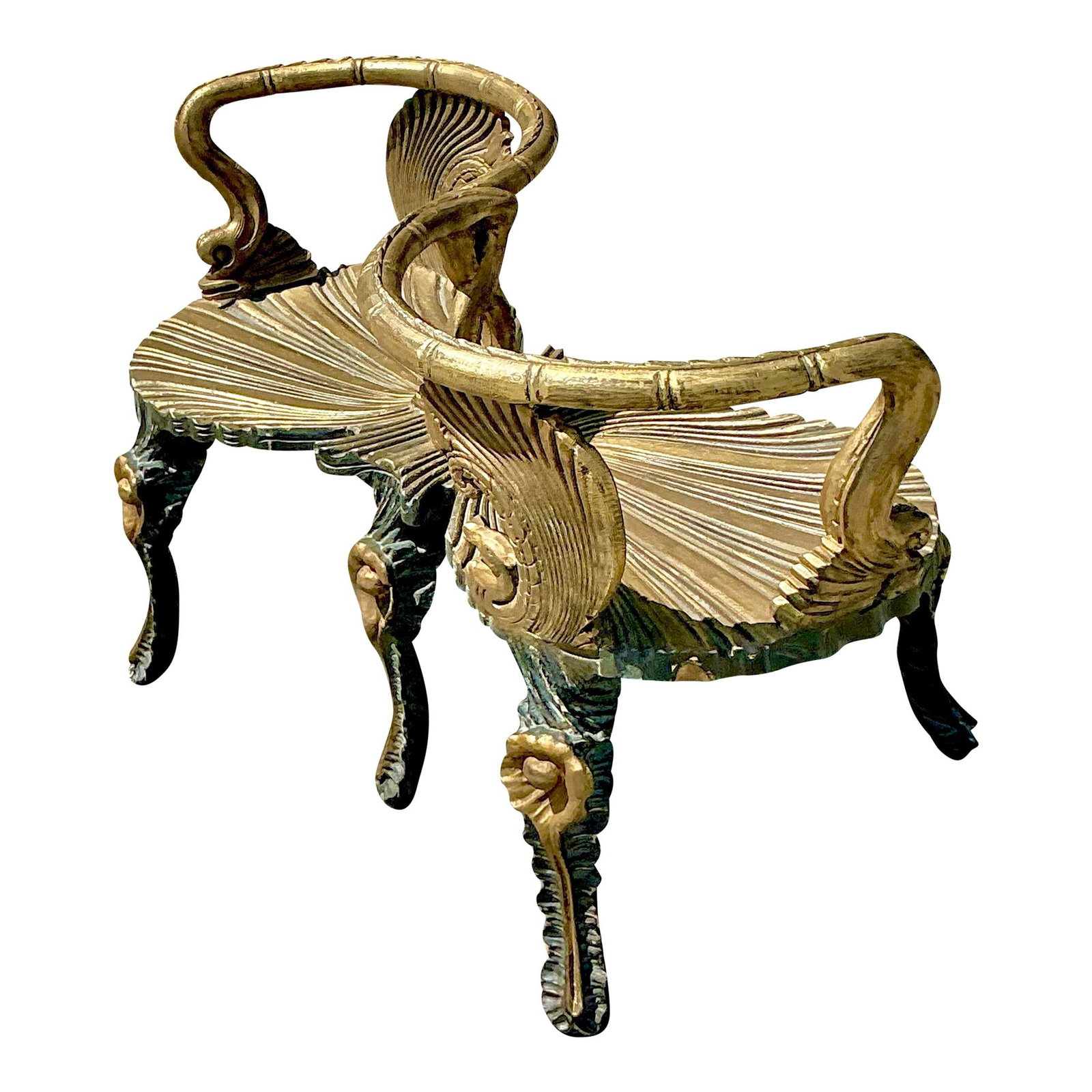 Vintage Coastal Venetian Gilt Carved Grotto Tete-A-Tete Statement Piece: Vintage Coastal Venetian Gilt Carved Grotto Tete-A-Tete Statement Piece Enhance your coastal decor with this stunning Vintage Coastal Venetian Gilt Carved Grotto Tete-a-Tete. This luxurious piece feat