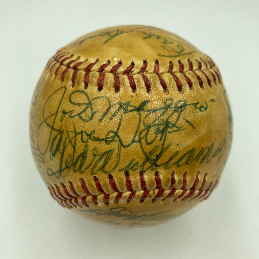1970s Yankees Old Timers Day Signed Baseball Joe DiMaggio Ted Williams JSA COA: 1970s Yankees Old Timers Day Signed Baseball Joe DiMaggio Ted Williams JSA COA Celebrate the legacy of baseball with this vintage Wilson baseball signed during the 1970's New York Yankees Old Timers D