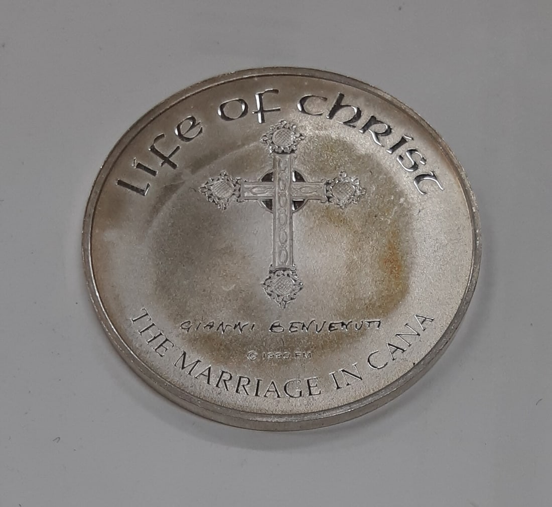 .925 Silver Life of Christ Medal Marriage in Cana by Benvenuti: .925 Silver Life of Christ Medal Marriage in Cana by Benvenuti This Franklin Mint Life of Christ medal, designed by Gianni Benvenuti, is part of a proof silver medal set produced in the 1990s. The med