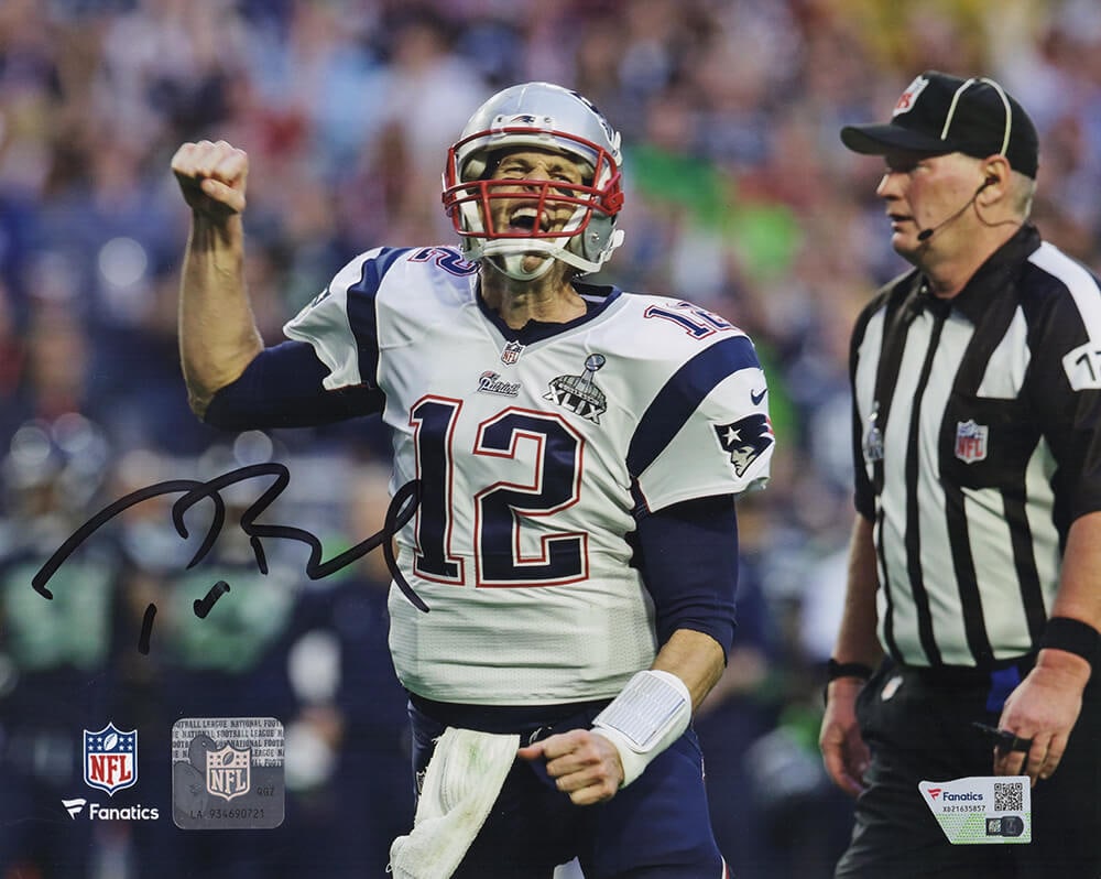 Tom Brady Signed 8x10 Fist Pump Photo New England Patriots Fanatics COA: Tom Brady Signed 8x10 Fist Pump Photo New England Patriots Fanatics COA Capture a moment of triumph with this Tom Brady signed 8x10 photo showcasing his iconic fist pump celebration as a member of the