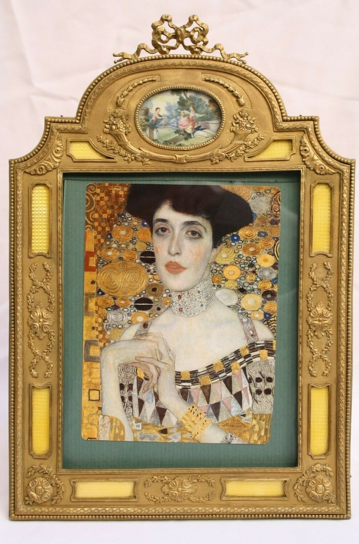 19th Century French Art Nouveau Bronze Hand Painted Picture Frame: 19th Century French Art Nouveau Bronze Hand Painted Picture Frame This exquisite 19th century French Art Nouveau picture frame showcases intricate craftsmanship in bronze, beautifully hand-painted wit