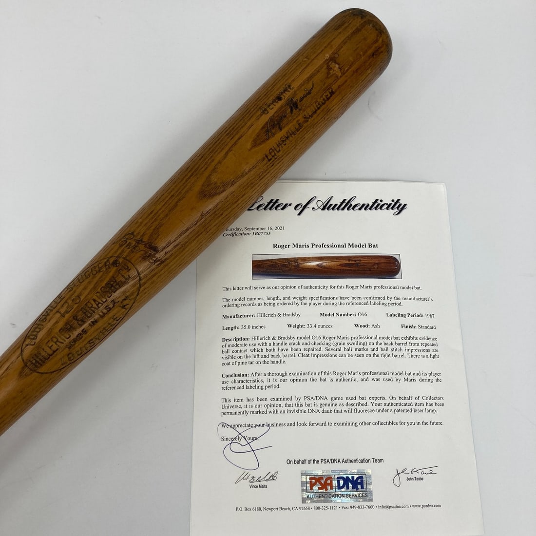 Roger Maris 1967 Game Used Baseball Bat PSA DNA COA St Louis Cardinals: Roger Maris 1967 Game Used Baseball Bat PSA DNA COA St Louis Cardinals This is a game-used Louisville Slugger Hillerich & Bradsby O16 professional model baseball bat utilized by Roger Maris during the