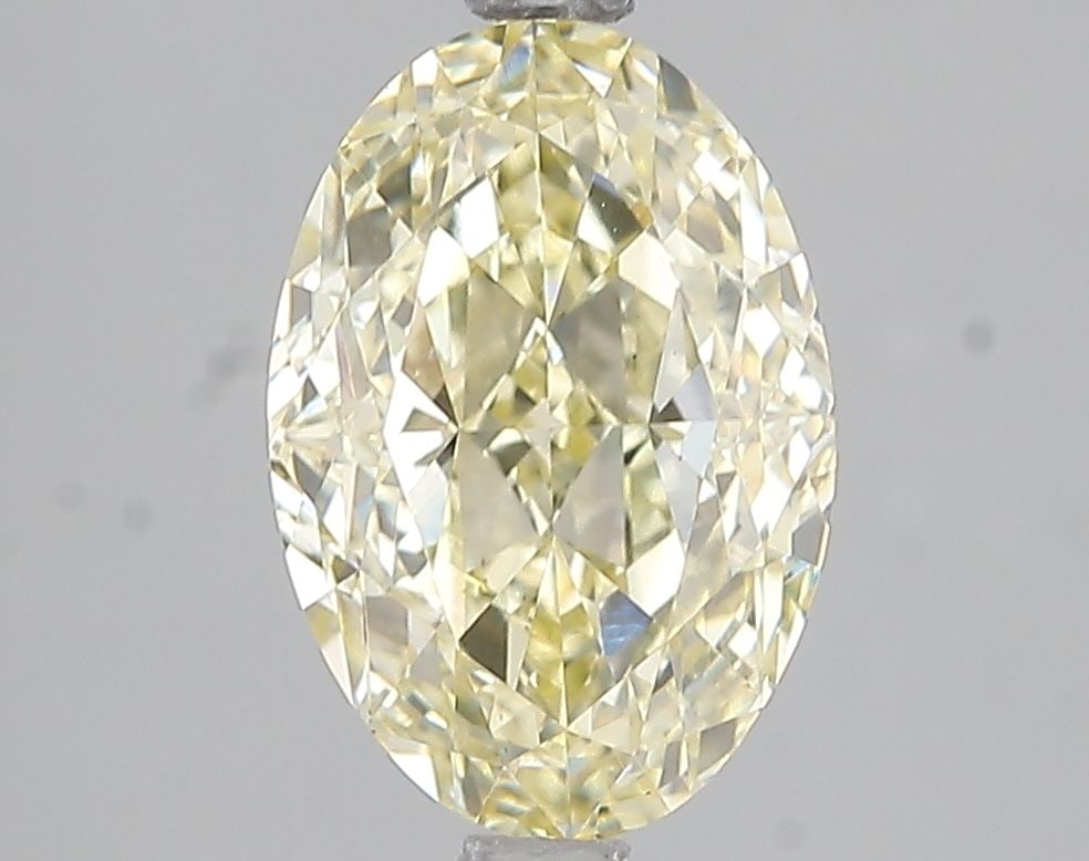 Loose Diamond - OVAL 3.06ct U-V VS1: Loose Diamond - OVAL 3.06ct U-V VS1 Source: This is a real non-mined Diamond that has been grown in a lab Shape: OVAL Carats: 3.06 Color: U-V Certification: IGI Video: