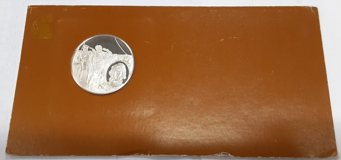 Proof Sterling Silver John Cabot Medal in Original Franklin Mint Card: Proof Sterling Silver John Cabot Medal in Original Franklin Mint Card This John Cabot proof medal is crafted from sterling silver and presented in its original Franklin Mint card. It is part of the Gr