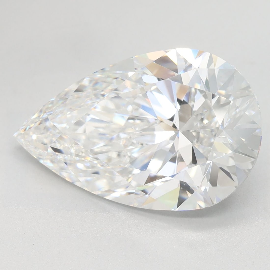 Loose Diamond - PEAR 5.14ct E VVS1: Loose Diamond - PEAR 5.14ct E VVS1 Source: This is a real non-mined Diamond that has been grown in a lab Shape: PEAR Carats: 5.14 Color: E Clarity: VVS1 Certification: GIA Video:
