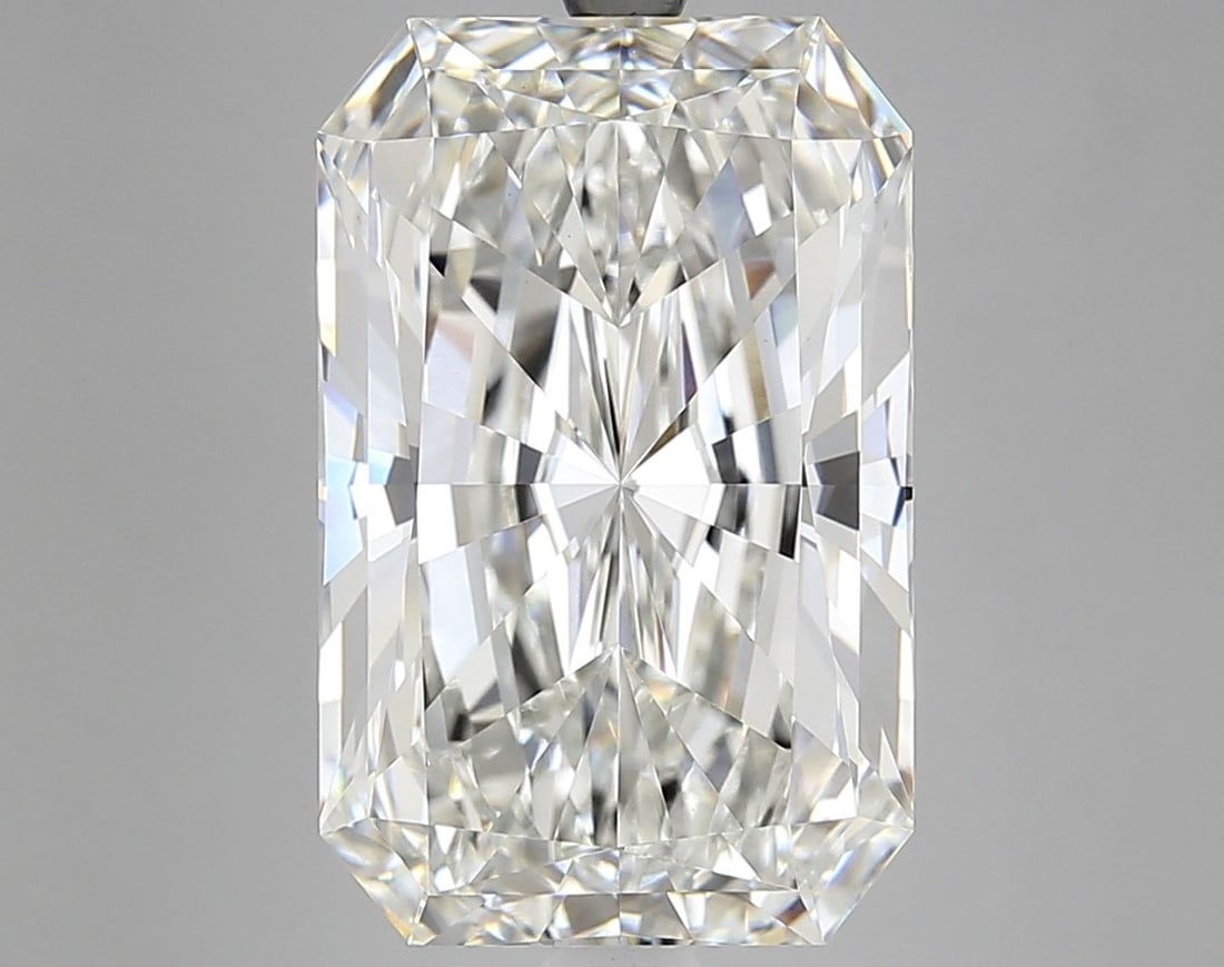 Loose Diamond - RADIANT 8.22ct G VS1: Loose Diamond - RADIANT 8.22ct G VS1 Source: This is a real non-mined Diamond that has been grown in a lab Shape: RADIANT Carats: 8.22 Color: G Clarity: VS1 Certification: IGI Additional images availa
