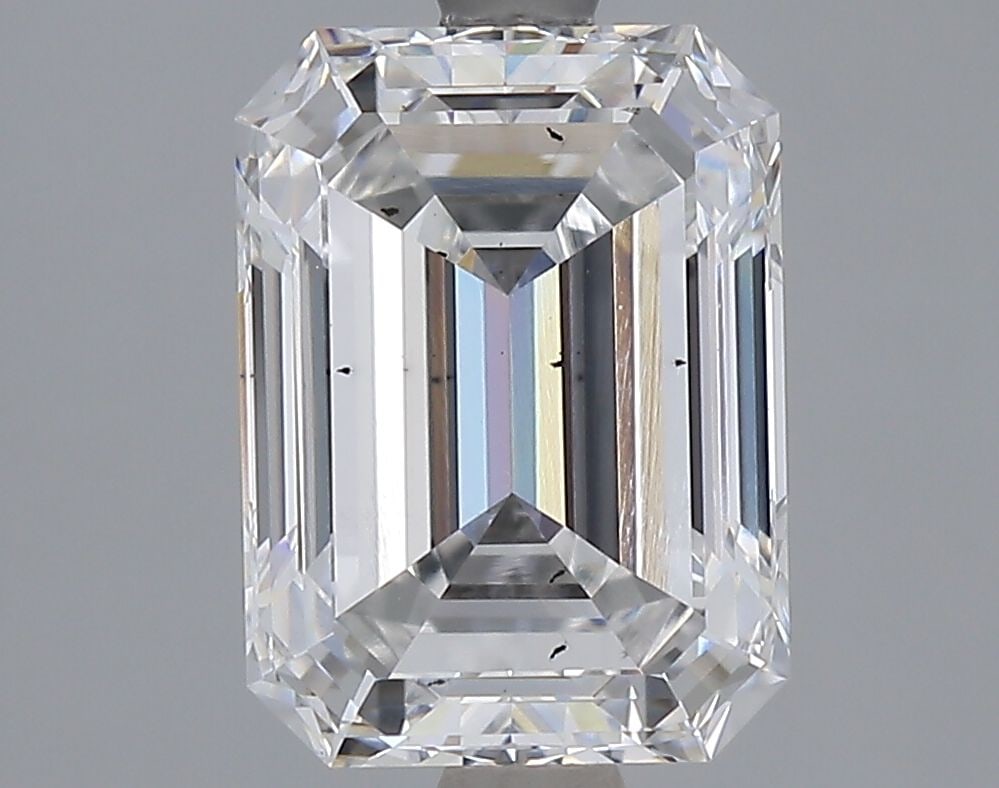 Loose Diamond - EMERALD 2.53ct E SI1: Loose Diamond - EMERALD 2.53ct E SI1 Source: This is a real non-mined Diamond that has been grown in a lab Shape: EMERALD Carats: 2.53 Color: E Clarity: SI1 Certification: IGI Video: