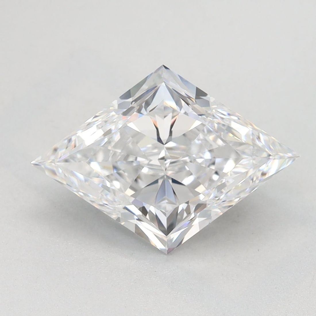 Loose Diamond - LOZENGE 2.09ct D IF: Loose Diamond - LOZENGE 2.09ct D IF Source: This is a real non-mined Diamond that has been grown in a lab Shape: LOZENGE Carats: 2.09 Color: D Clarity: IF Certification: IGI Video: