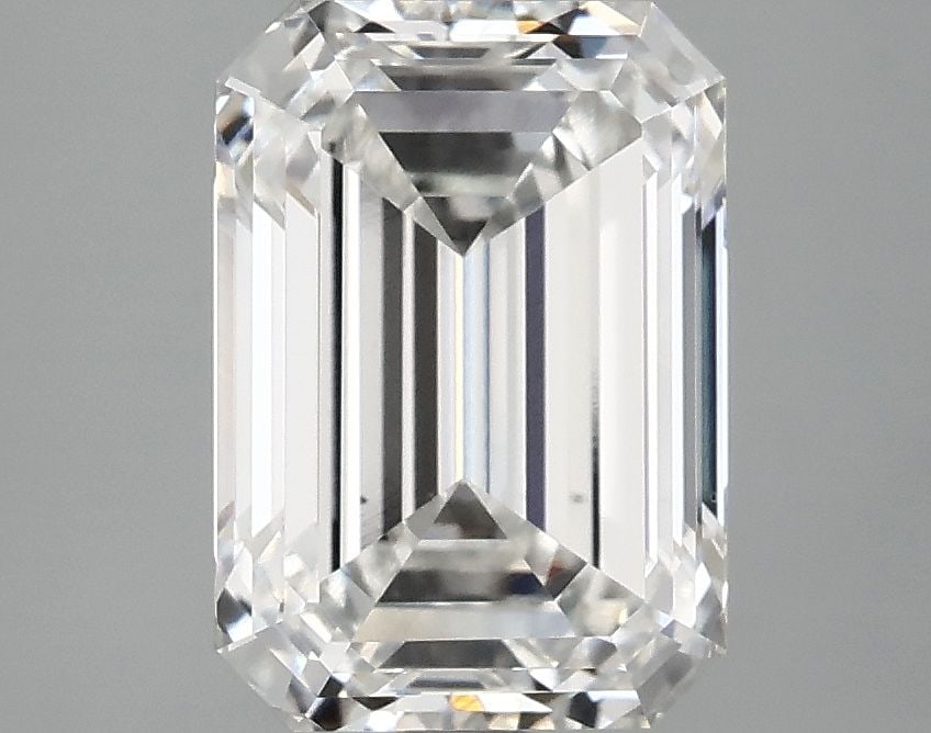 Loose Diamond - EMERALD 3.09ct E VS2: Loose Diamond - EMERALD 3.09ct E VS2 Source: This is a real non-mined Diamond that has been grown in a lab Shape: EMERALD Carats: 3.09 Color: E Clarity: VS2 Certification: IGI Video: