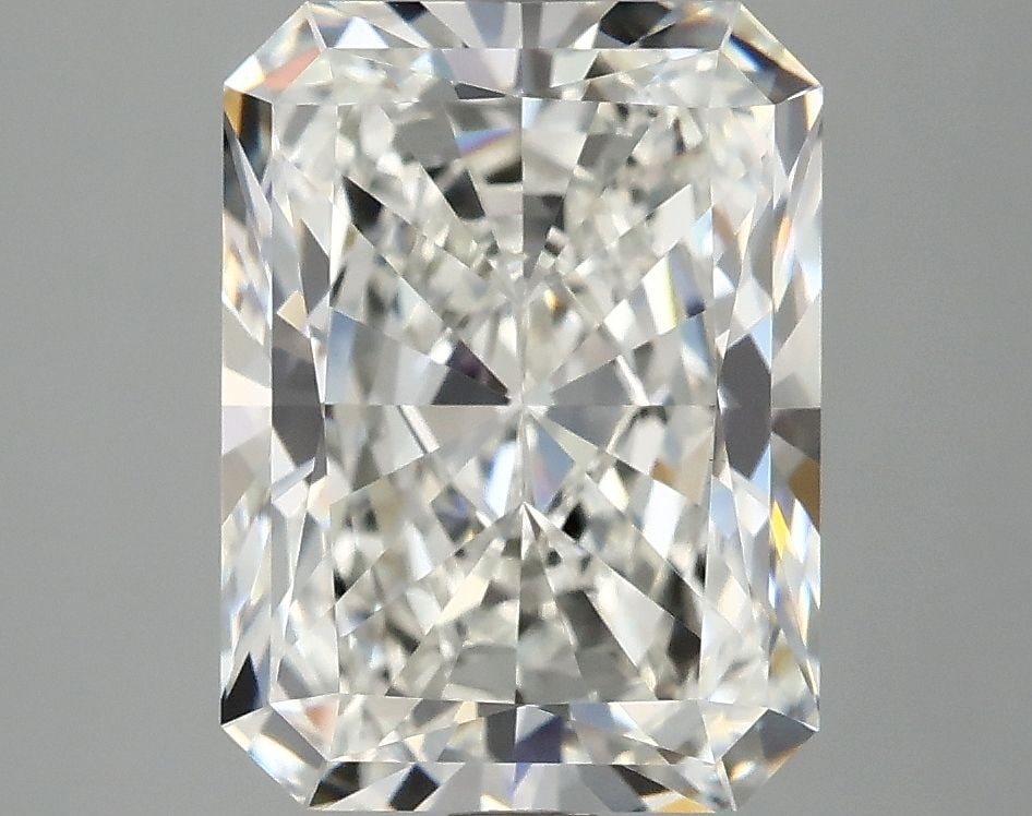 Loose Diamond - RADIANT 4.09ct F VVS2: Loose Diamond - RADIANT 4.09ct F VVS2 Source: This is a real non-mined Diamond that has been grown in a lab Shape: RADIANT Carats: 4.09 Color: F Clarity: VVS2 Certification: IGI Video: