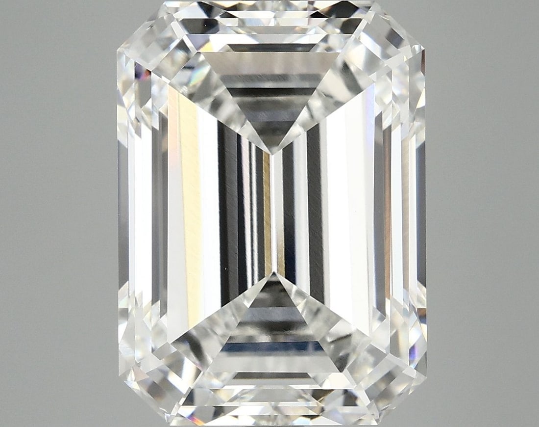 Loose Diamond - EMERALD 10.51ct F VVS2: Loose Diamond - EMERALD 10.51ct F VVS2 Source: This is a real non-mined Diamond that has been grown in a lab Shape: EMERALD Carats: 10.51 Color: F Clarity: VVS2 Certification: IGI Video: