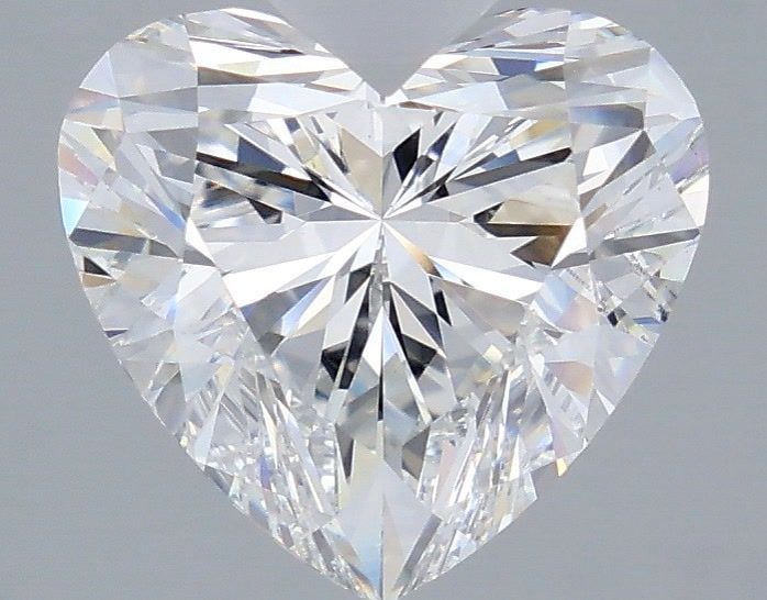 Loose Diamond - HEART 3.37ct F VVS2: Loose Diamond - HEART 3.37ct F VVS2 Source: This is a real non-mined Diamond that has been grown in a lab Shape: HEART Carats: 3.37 Color: F Clarity: VVS2 Certification: IGI Video: