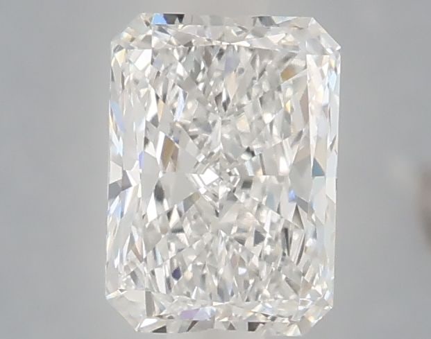 Loose Diamond - RADIANT 1.01ct E VS1: Loose Diamond - RADIANT 1.01ct E VS1 Source: This is a real non-mined Diamond that has been grown in a lab Shape: RADIANT Carats: 1.01 Color: E Clarity: VS1 Certification: NONE Video:
