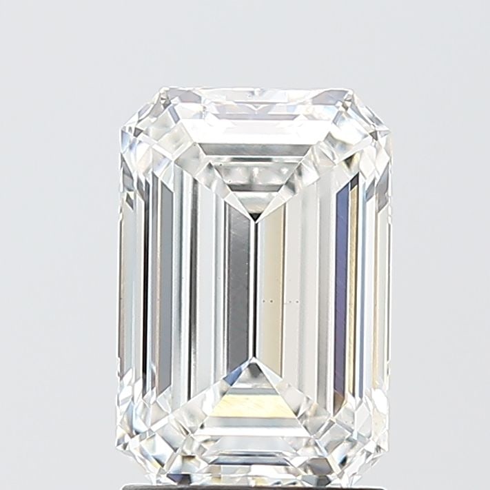 Loose Diamond - EMERALD 2.07ct F VS2: Loose Diamond - EMERALD 2.07ct F VS2 Source: This is a real non-mined Diamond that has been grown in a lab Shape: EMERALD Carats: 2.07 Color: F Clarity: VS2 Certification: IGI Video: