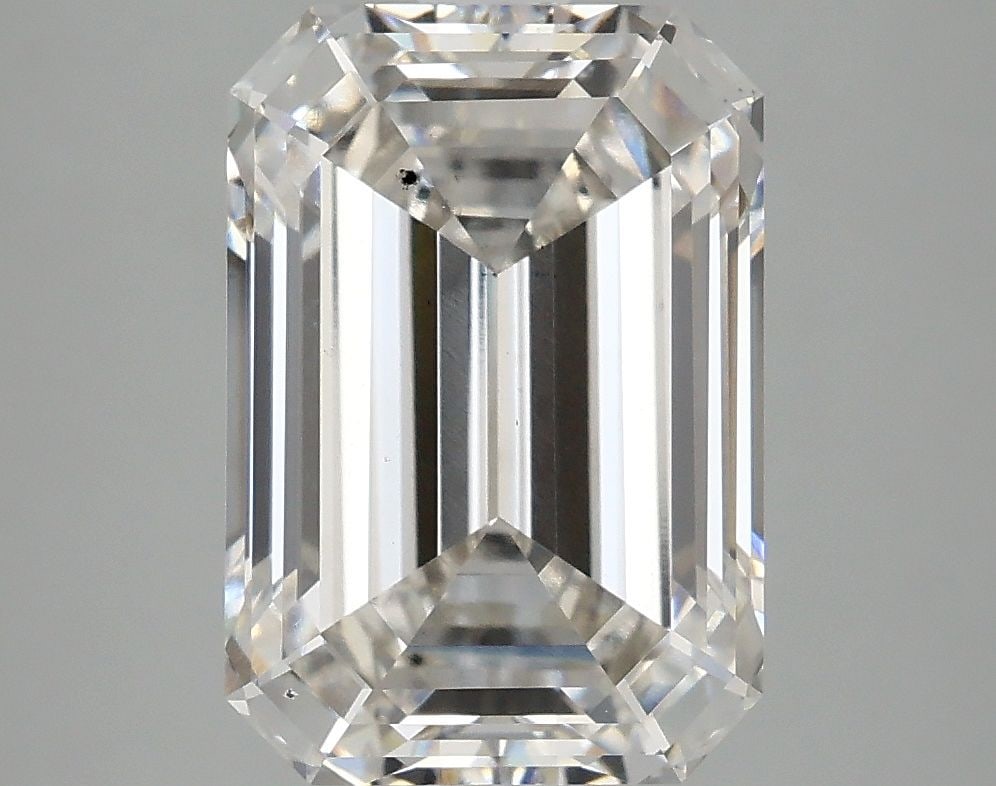 Loose Diamond - EMERALD 4.81ct H VS2: Loose Diamond - EMERALD 4.81ct H VS2 Source: This is a real non-mined Diamond that has been grown in a lab Shape: EMERALD Carats: 4.81 Color: H Clarity: VS2 Certification: IGI Video: