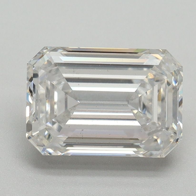 Loose Diamond - EMERALD 2.18ct E VS2: Loose Diamond - EMERALD 2.18ct E VS2 Source: This is a real non-mined Diamond that has been grown in a lab Shape: EMERALD Carats: 2.18 Color: E Clarity: VS2 Certification: NONE Video: