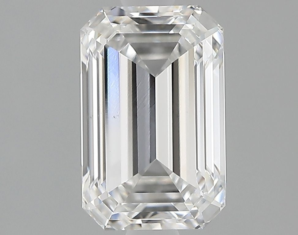 Loose Diamond - EMERALD 1.73ct E VS1: Loose Diamond - EMERALD 1.73ct E VS1 Source: This is a real non-mined Diamond that has been grown in a lab Shape: EMERALD Carats: 1.73 Color: E Clarity: VS1 Certification: IGI Video: