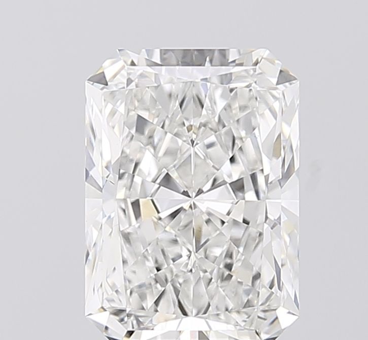 Loose Diamond - RADIANT 3.09ct E VVS2: Loose Diamond - RADIANT 3.09ct E VVS2 Source: This is a real non-mined Diamond that has been grown in a lab Shape: RADIANT Carats: 3.09 Color: E Clarity: VVS2 Certification: IGI Video: