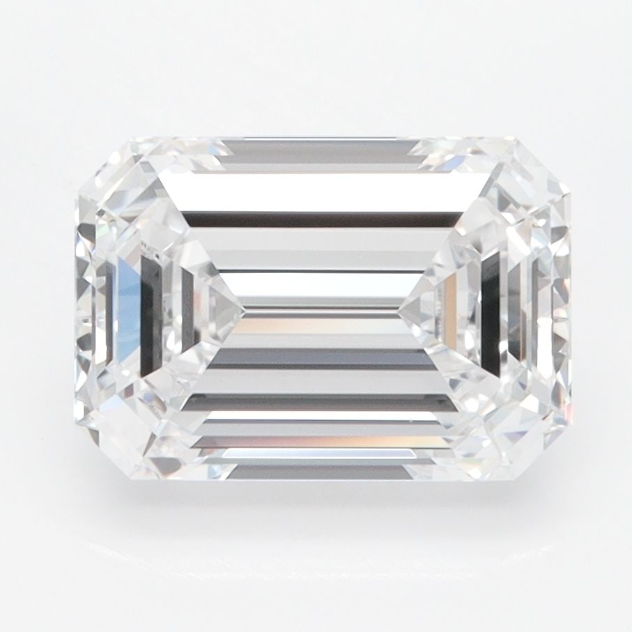 Loose Diamond - EMERALD 3.04ct D IF: Loose Diamond - EMERALD 3.04ct D IF Source: This is a real non-mined Diamond that has been grown in a lab Shape: EMERALD Carats: 3.04 Color: D Clarity: IF Certification: IGI Video: