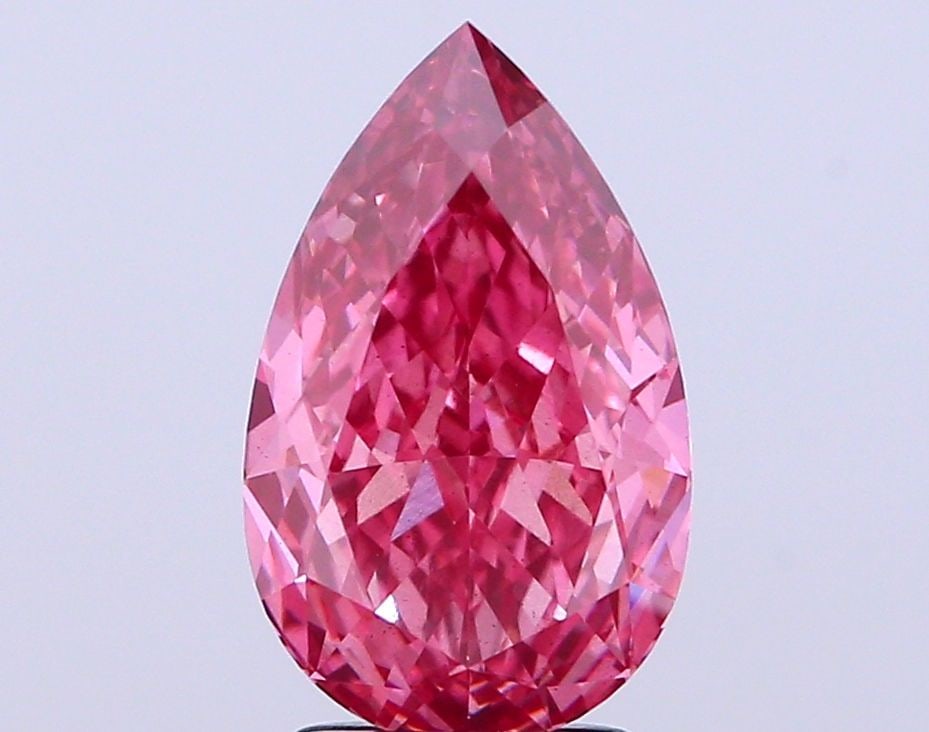 Loose Diamond - PEAR 2.58ct Fancy Vivid Red VS2: Loose Diamond - PEAR 2.58ct Fancy Vivid Red VS2 Source: This is a real non-mined Diamond that has been grown in a lab Shape: PEAR Carats: 2.58 Color: Fancy Vivid Red Certification: NONE Video: