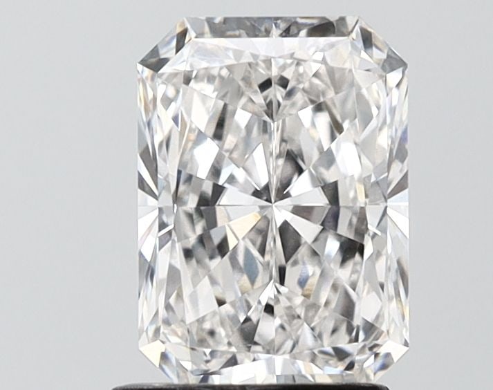 Loose Diamond - RADIANT 1.52ct F IF: Loose Diamond - RADIANT 1.52ct F IF Source: This is a real non-mined Diamond that has been grown in a lab Shape: RADIANT Carats: 1.52 Color: F Clarity: IF Certification: IGI Video: