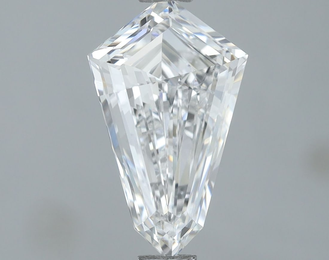 Loose Diamond - OTHER 1.06ct D VS1: Loose Diamond - OTHER 1.06ct D VS1 Source: This is a real non-mined Diamond that has been grown in a lab Shape: OTHER Carats: 1.06 Color: D Clarity: VS1 Certification: IGI Video:
