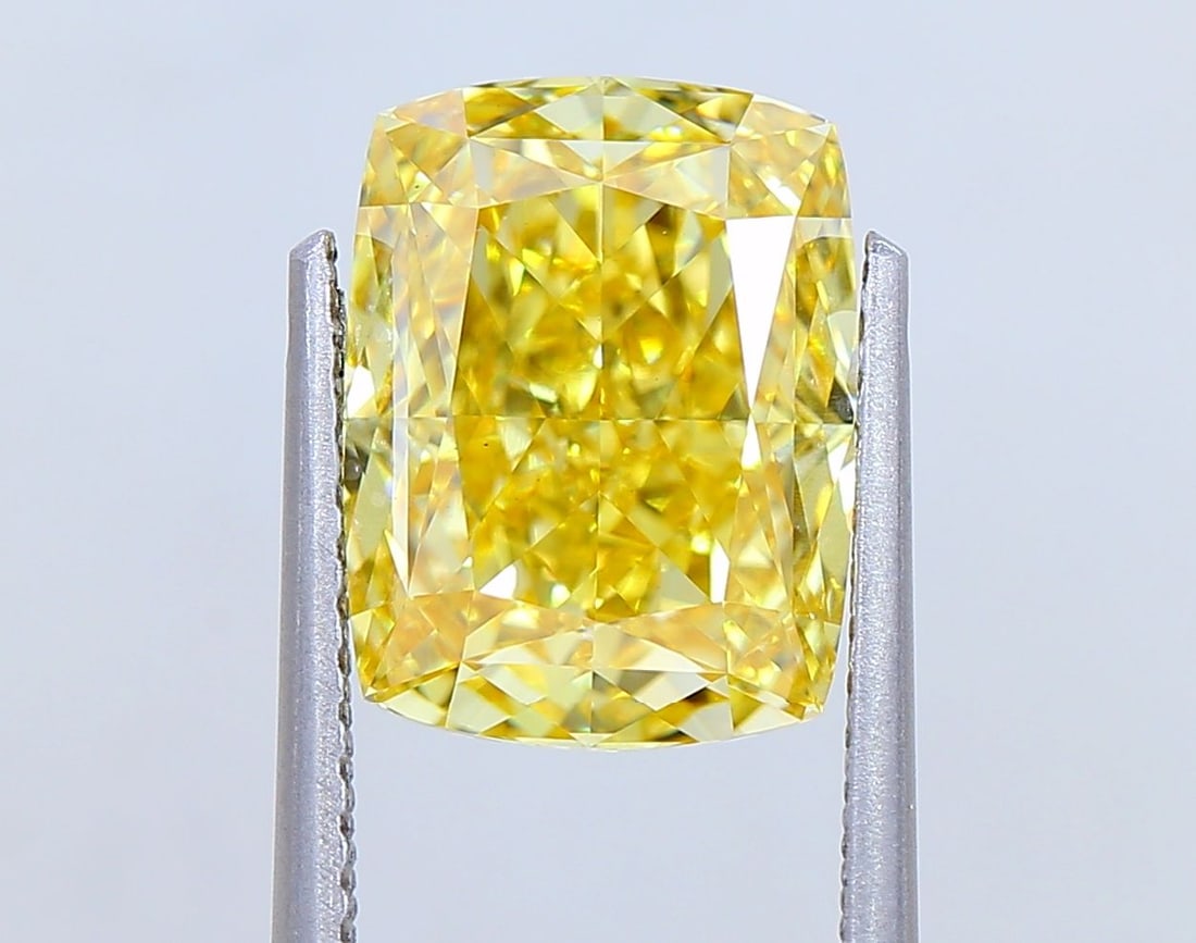 Loose Diamond - CUSHION MODIFIED 3.54ct Fancy Vivid Yellow VS1: Loose Diamond - CUSHION MODIFIED 3.54ct Fancy Vivid Yellow VS1 Source: This is a real non-mined Diamond that has been grown in a lab Shape: CUSHION MODIFIED Carats: 3.54 Color: Fancy Vivid Yellow Cert