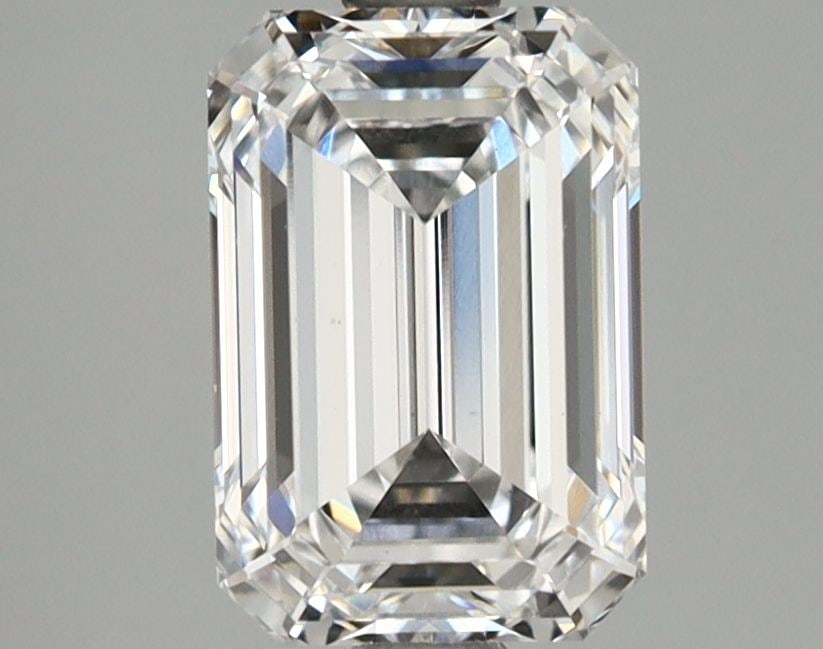 Loose Diamond - EMERALD 2.02ct D VS1: Loose Diamond - EMERALD 2.02ct D VS1 Source: This is a real non-mined Diamond that has been grown in a lab Shape: EMERALD Carats: 2.02 Color: D Clarity: VS1 Certification: GIA Video: